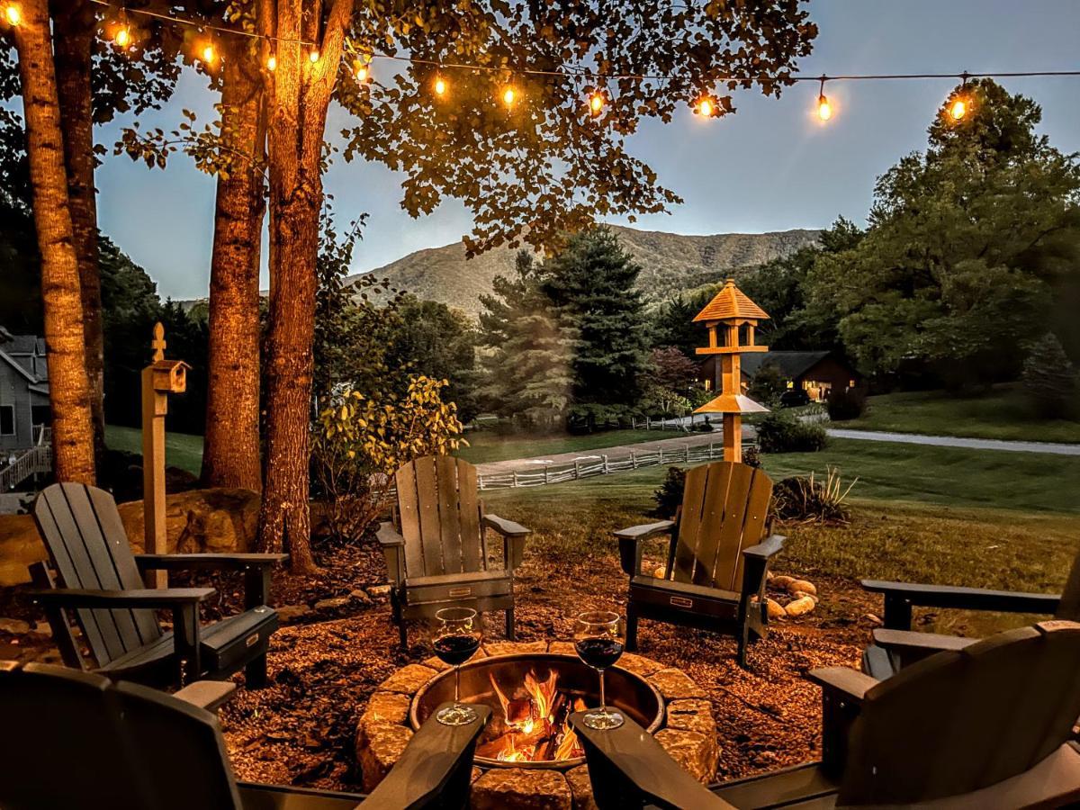 Ole Smoky Bnb - Game Room, Hot Tub, Mtn Views! 비둘기 포지 외부 사진