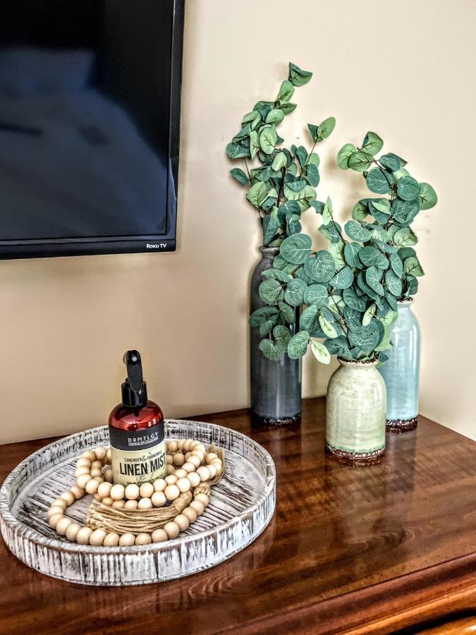 Ole Smoky Bnb - Game Room, Hot Tub, Mtn Views! 비둘기 포지 외부 사진