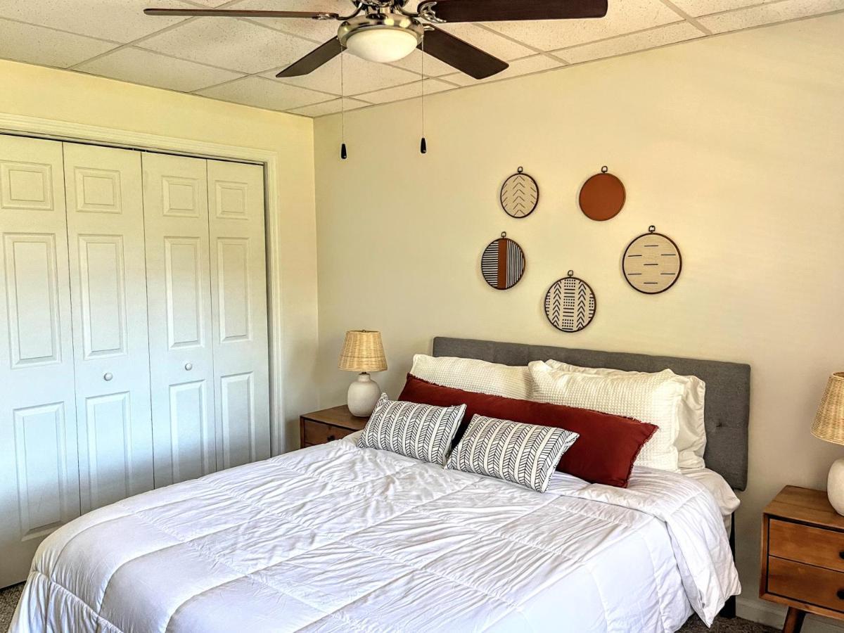 Ole Smoky Bnb - Game Room, Hot Tub, Mtn Views! 비둘기 포지 외부 사진