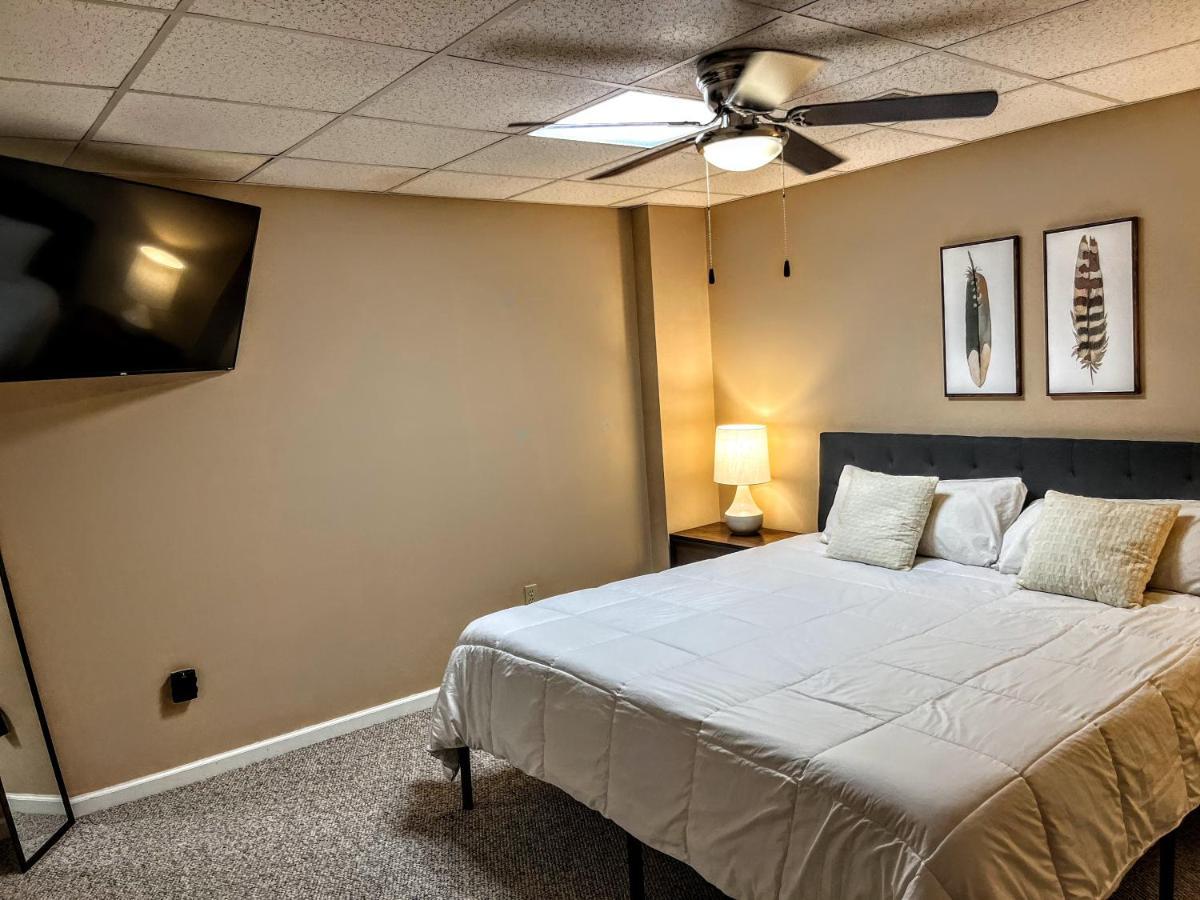 Ole Smoky Bnb - Game Room, Hot Tub, Mtn Views! 비둘기 포지 외부 사진